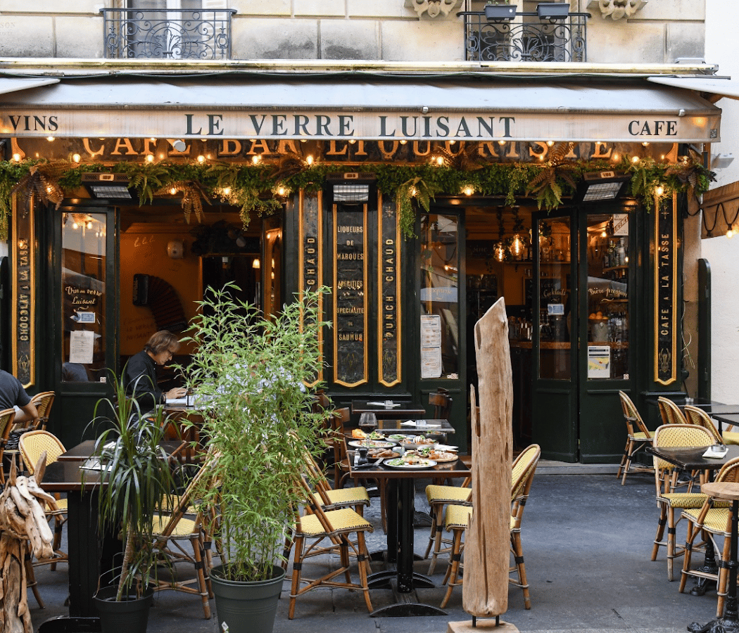 Le Verre Luisant 2